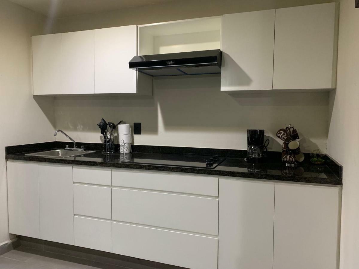 Zona Dorada: Amplio Departamento Para 12 Mazatlán Exteriér fotografie